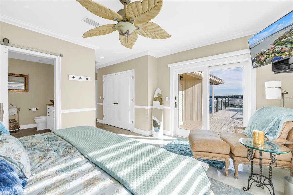 St Petersburg, Florida, 33715, United States, 4 Bedrooms Bedrooms, ,5 BathroomsBathrooms,Residential,For Sale,1999732