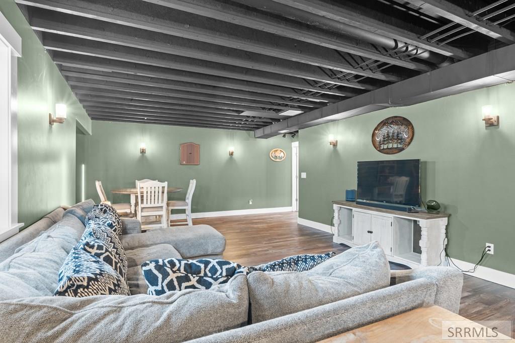 IDAHO FALLS, Idaho, 83401, United States, 4 Bedrooms Bedrooms, ,3 BathroomsBathrooms,Residential,For Sale,2013508