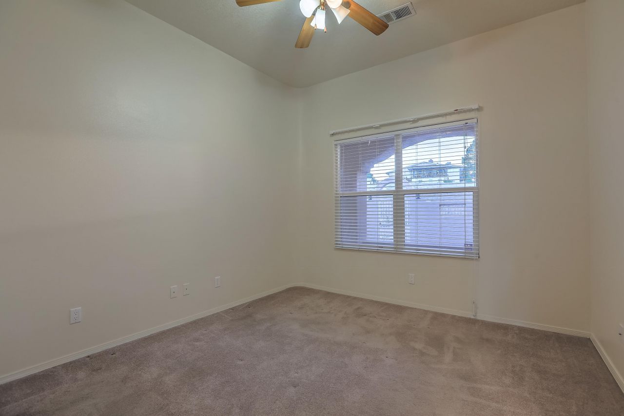 Albuquerque, New Mexico, 87105, United States, 3 Bedrooms Bedrooms, ,4 BathroomsBathrooms,Residential,For Sale,1947085