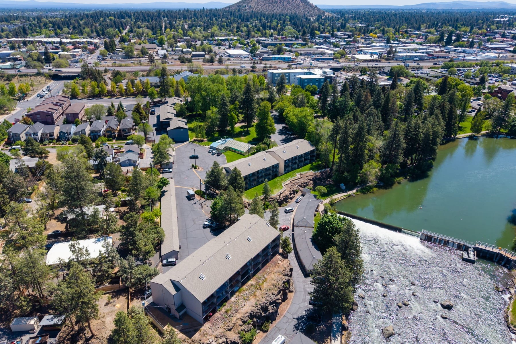  1565 NW Wall Street #331-332 Bend, OR 97703 - 物件實景