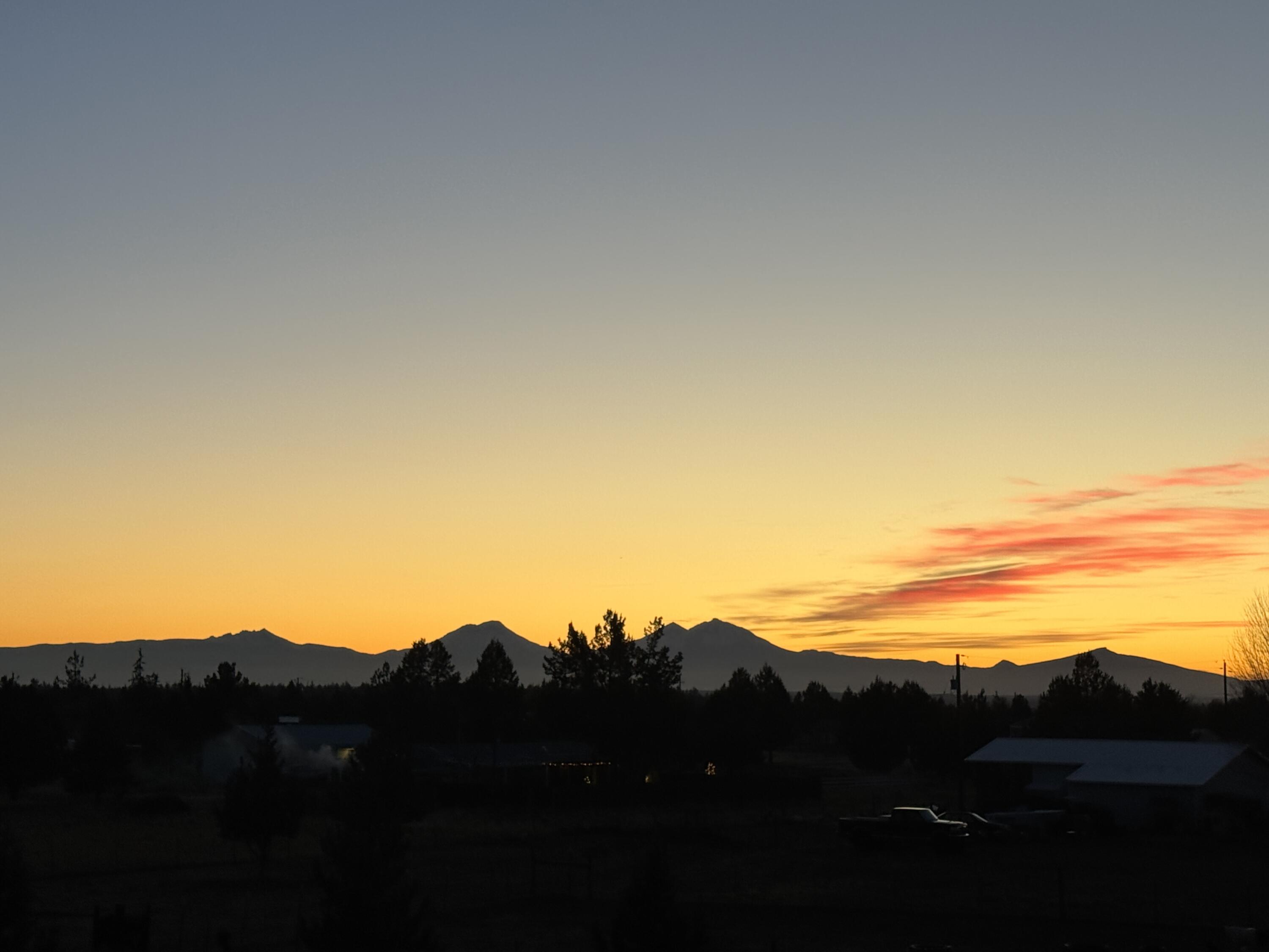 Terrebonne, Oregon, 97760, United States, 3 Bedrooms Bedrooms, ,2 BathroomsBathrooms,Residential,For Sale,2009315