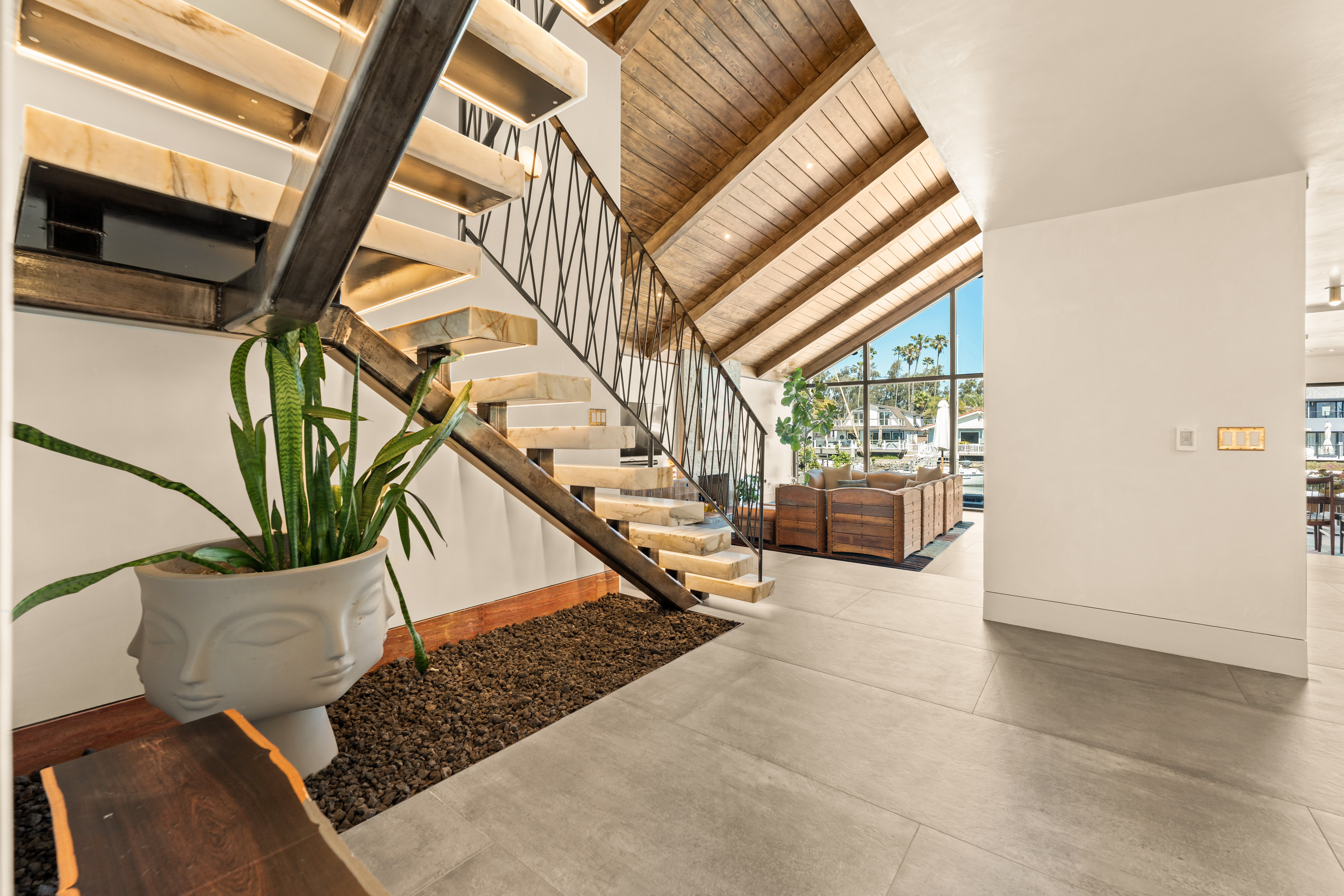  2832 Sailor Avenue, Ventura, CA 93001 - 物件實景
