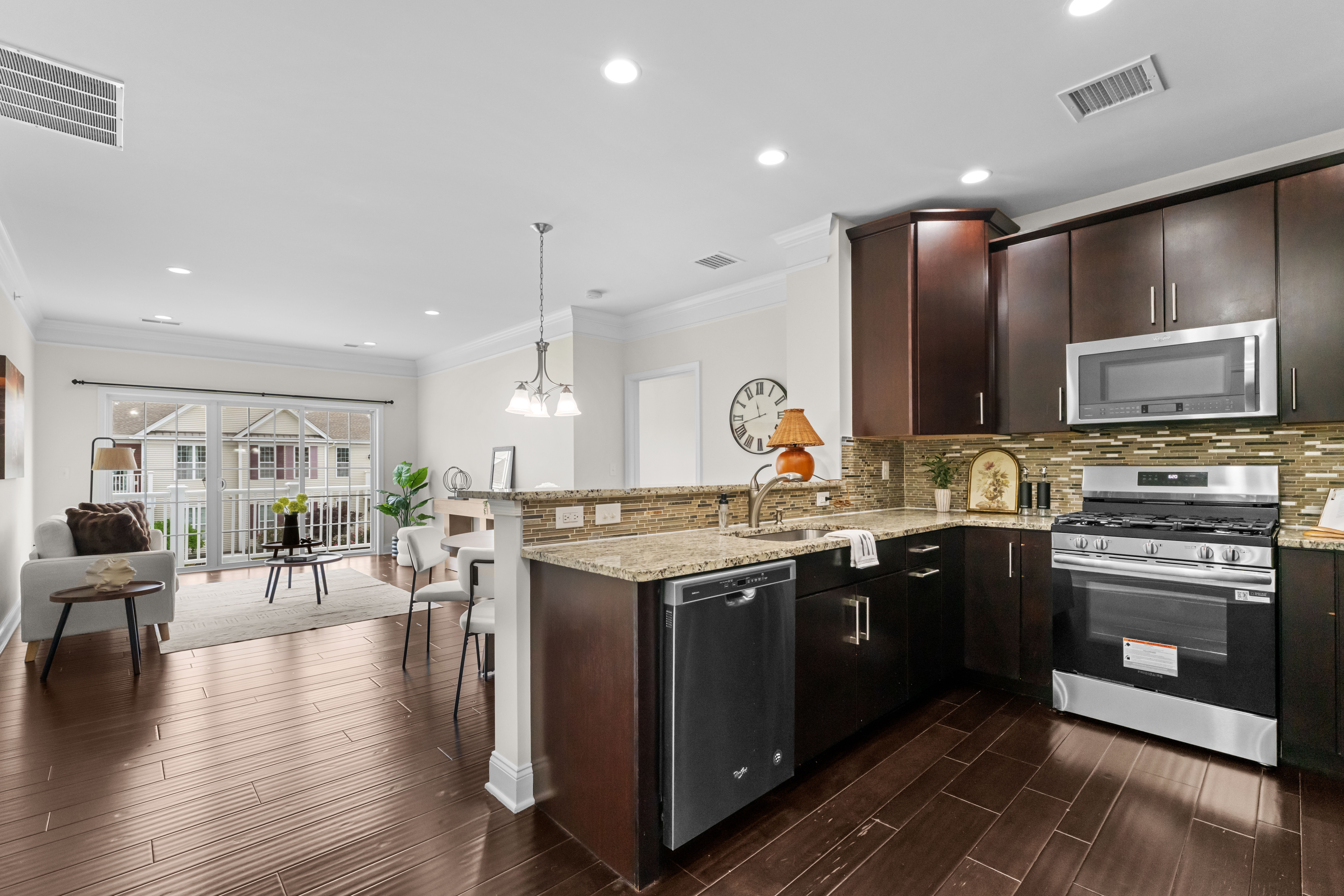 113 Corning Fairbanks Way, Westborough, MA 01581 - 物件實景
