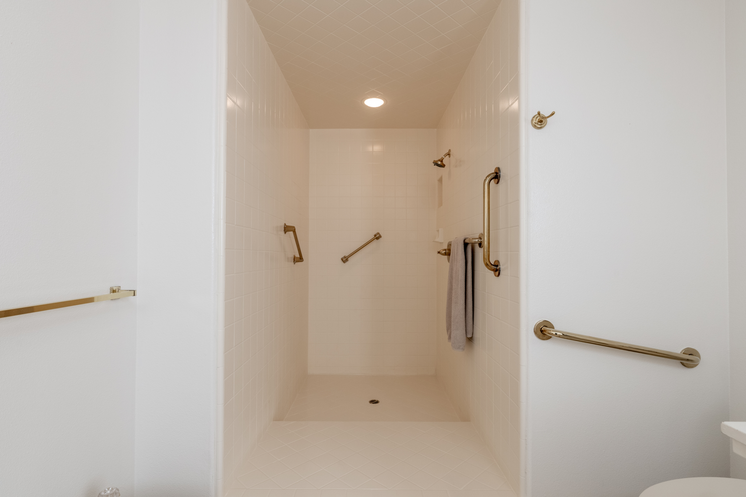  25405 Markham Lane, Corral De Tierra - 物件實景