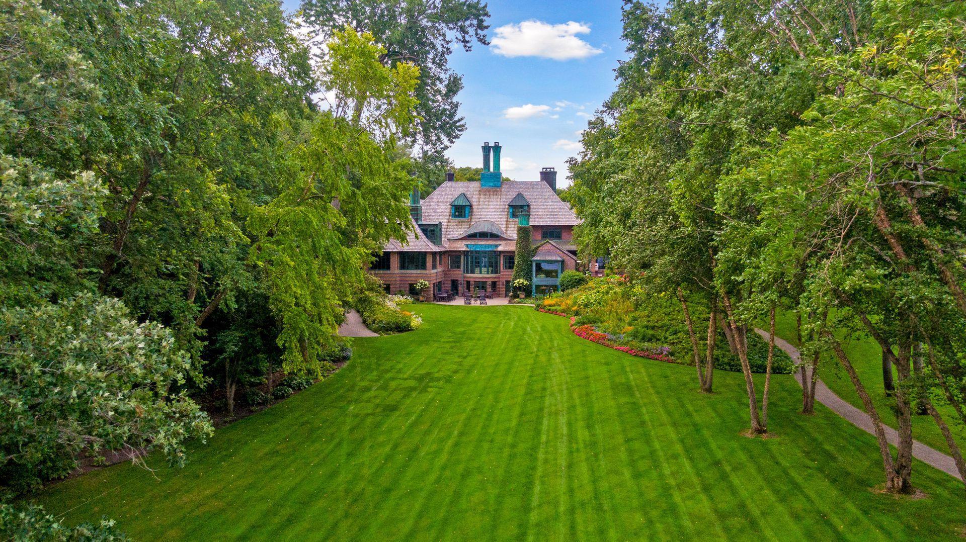 Woodland, Minnesota, 55391, United States, 6 Bedrooms Bedrooms, ,8 BathroomsBathrooms,Residential,For Sale,1875713