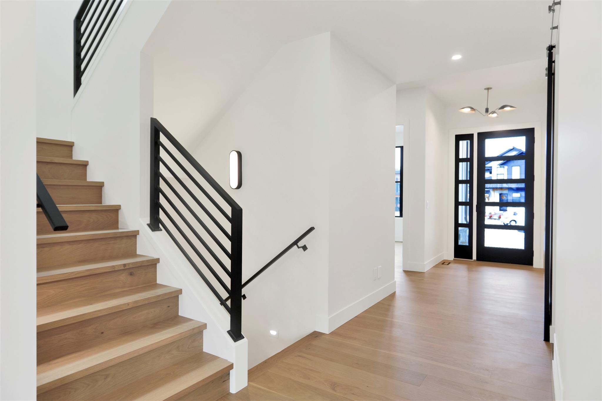 KELOWNA, British Columbia, V1W 0C4, CA, 5 Bedrooms Bedrooms, ,4 BathroomsBathrooms,Residential,For Sale,1960562