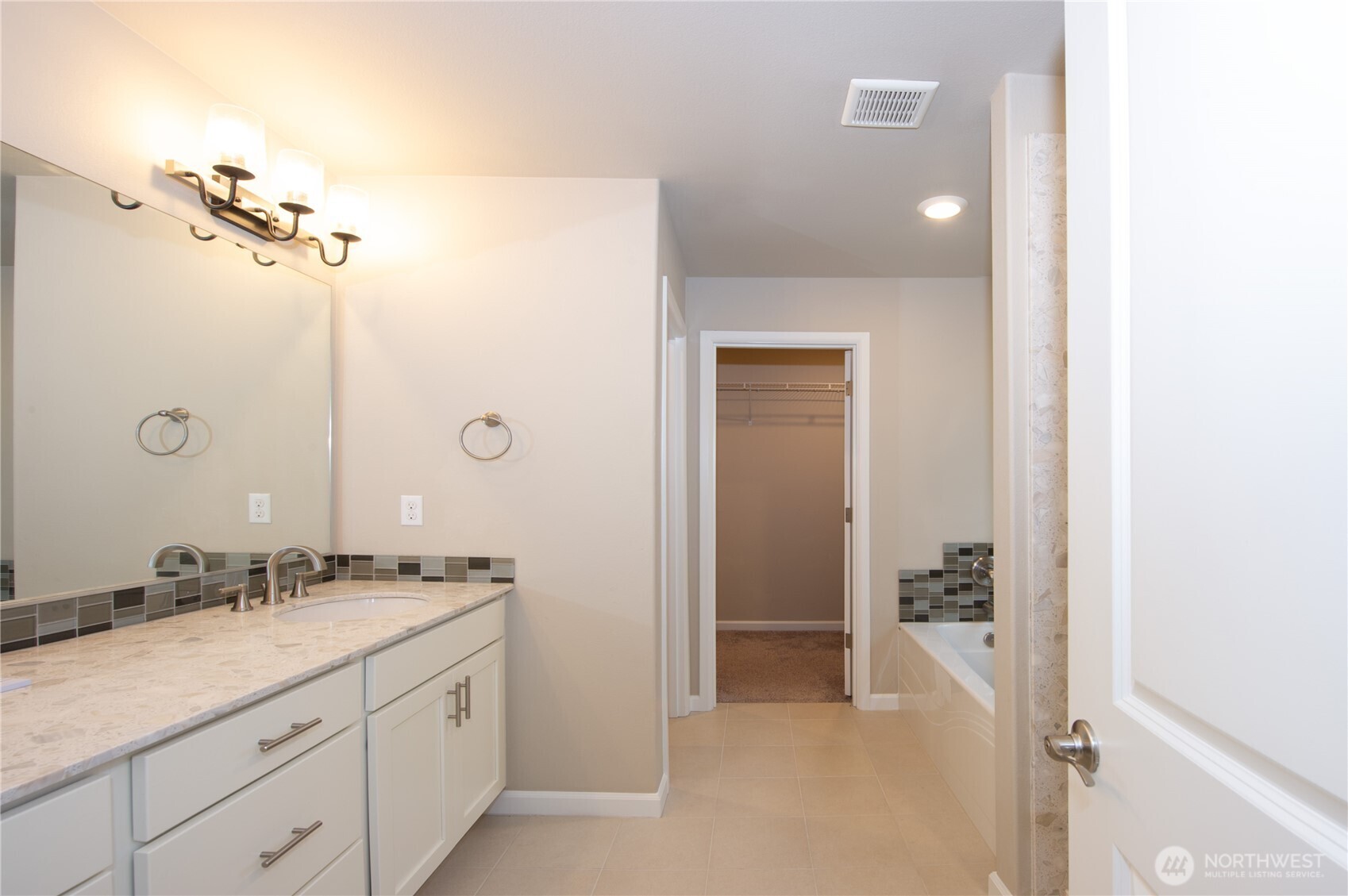 Bonney Lake, Washington, 98391, United States, 4 Bedrooms Bedrooms, ,3 BathroomsBathrooms,Residential,For Sale,2002531