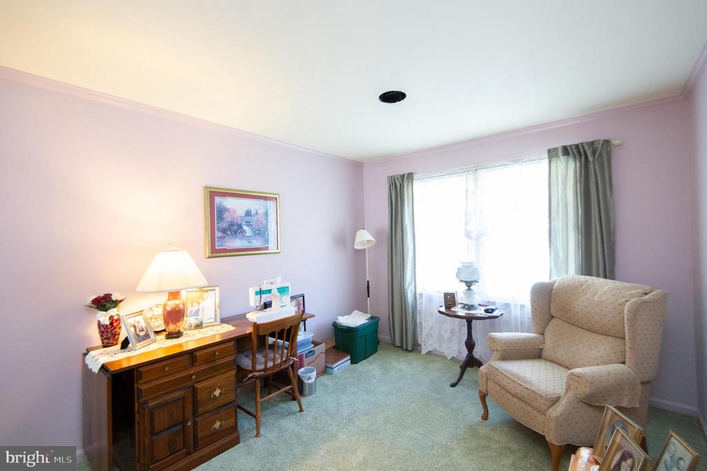 Denton, Maryland, 21629, United States, 4 Bedrooms Bedrooms, ,3 BathroomsBathrooms,Residential,For Sale,1992998