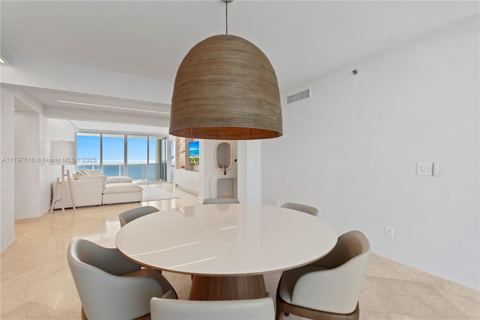 Sunny Isles Beach, Florida, 33160, United States, 3 Bedrooms Bedrooms, ,5 BathroomsBathrooms,Residential,For Sale,1796970