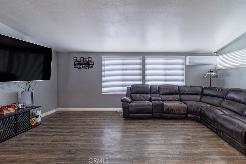 Whittier, California, 90601, United States, 3 Bedrooms Bedrooms, ,2 BathroomsBathrooms,Residential,For Sale,1930022