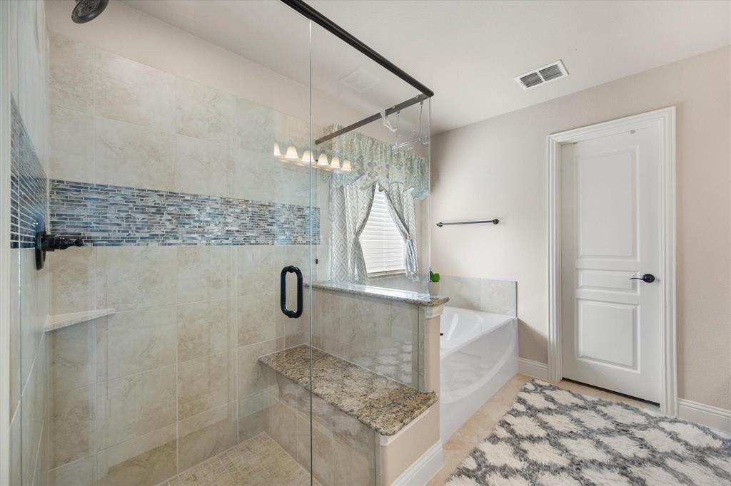 Grand Prairie, Texas, 75054, United States, 4 Bedrooms Bedrooms, ,3 BathroomsBathrooms,Residential,For Sale,1992930