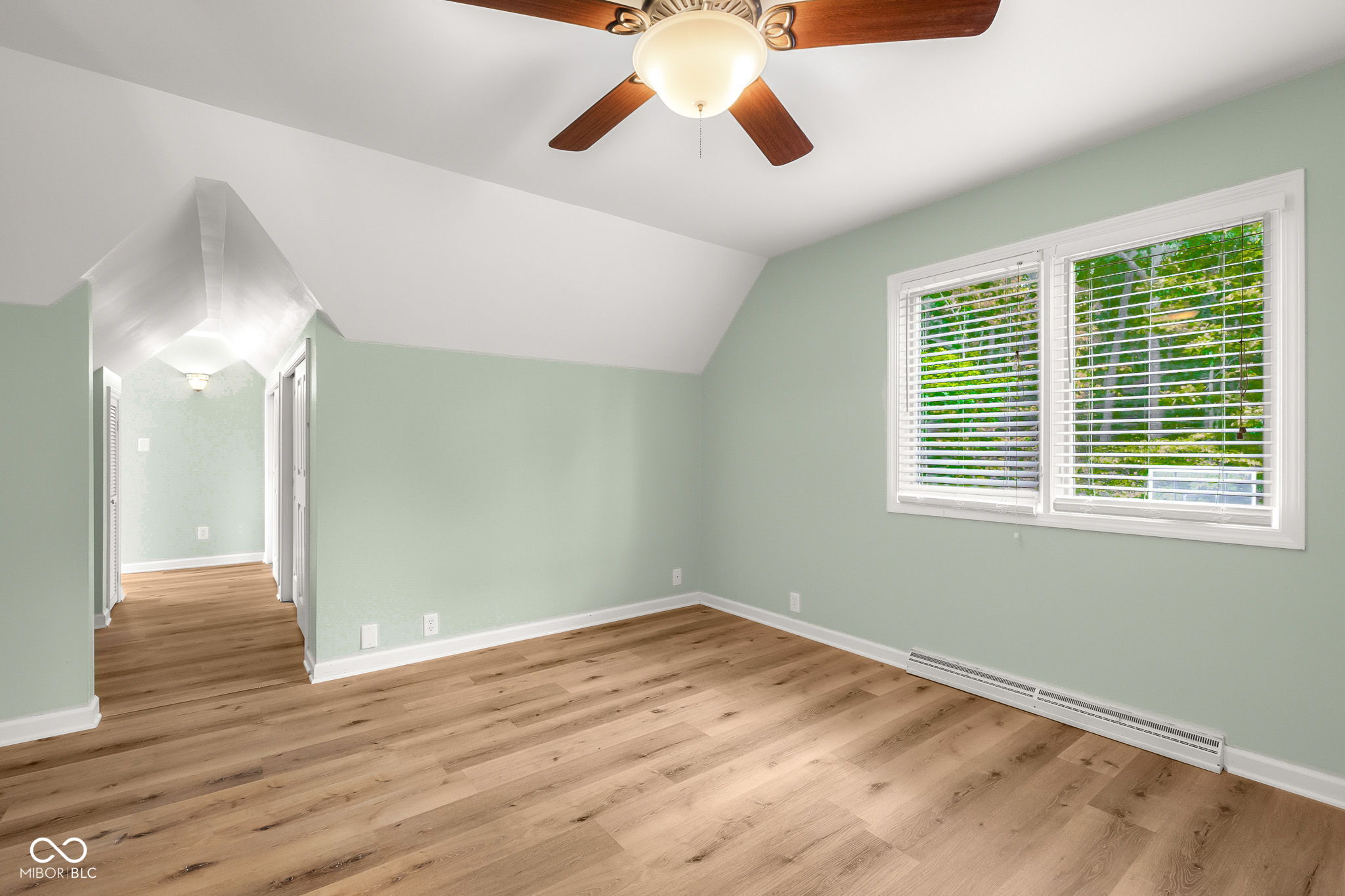 Columbus, Indiana, 47201, United States, 5 Bedrooms Bedrooms, ,6 BathroomsBathrooms,Residential,For Sale,1982008