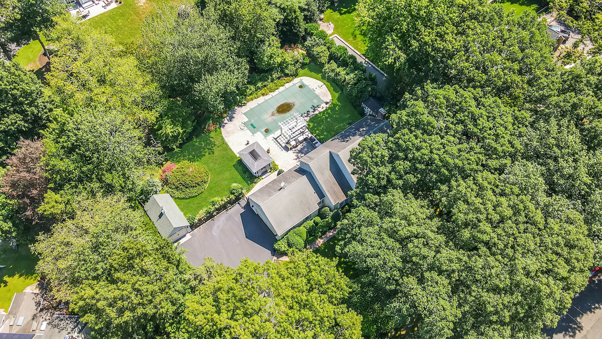 Mount Sinai, New York, 11766, United States, 4 Bedrooms Bedrooms, ,3 BathroomsBathrooms,Residential,For Sale,1924395
