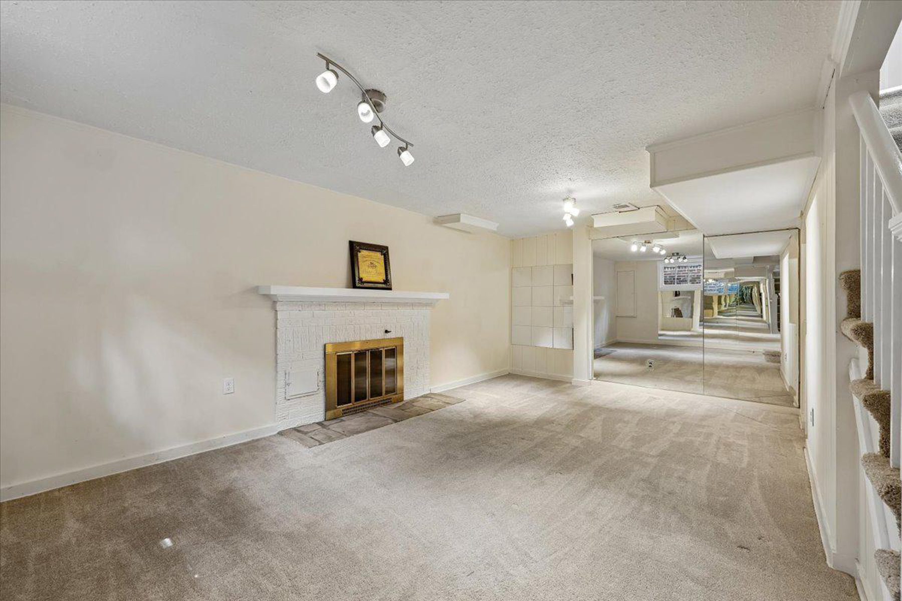  5805 Roosevelt Street, Bethesda, MD, 20817 - 物件實景