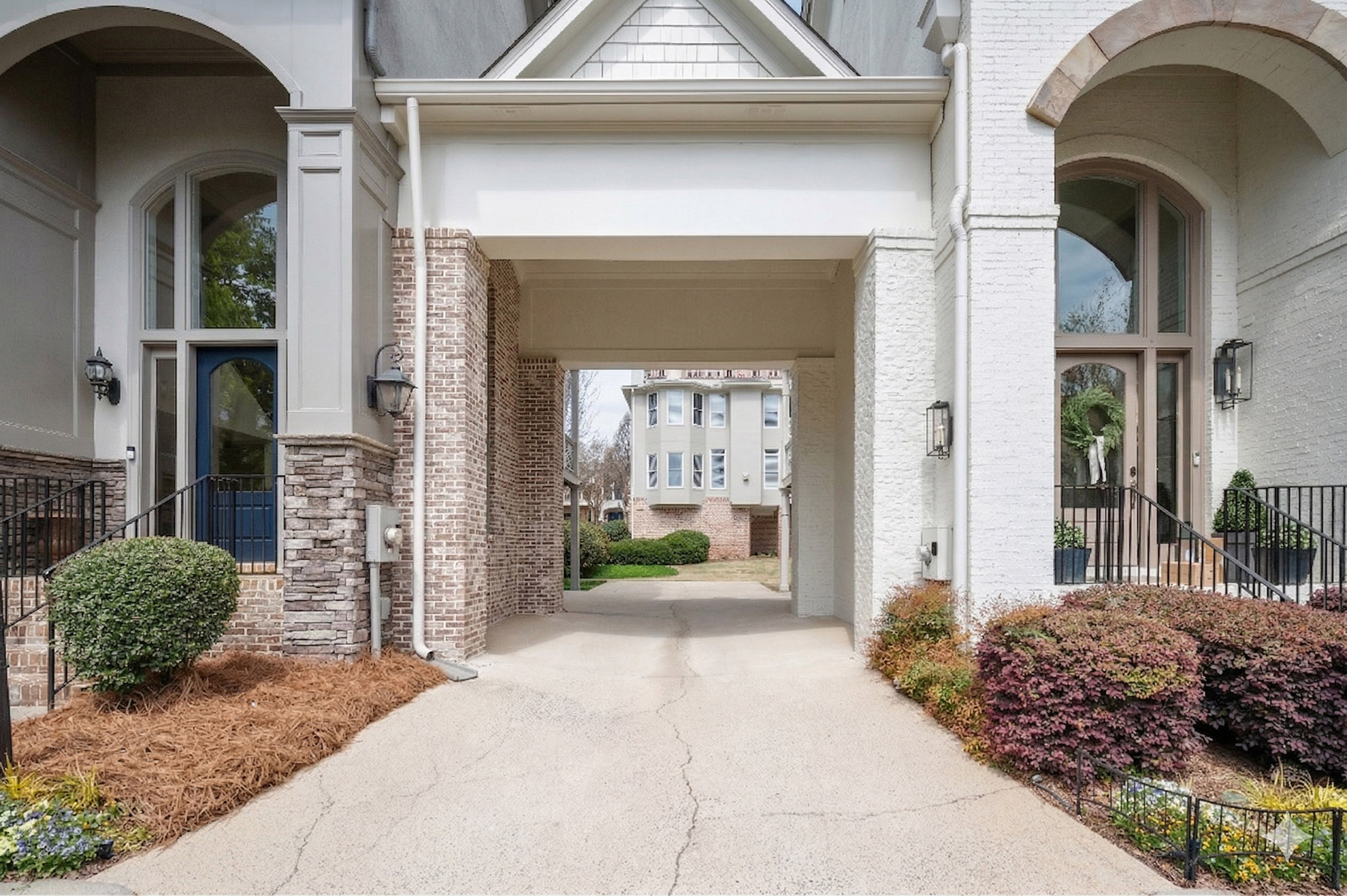  One-of-a-Kind Townhome in the Heart of Brookhaven - 物件實景