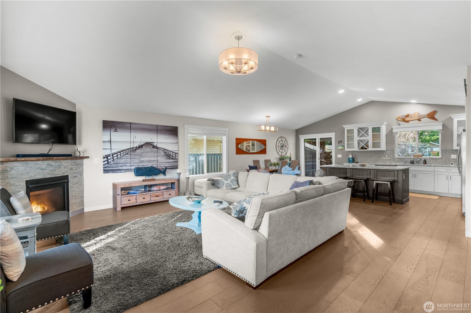 Long Beach, Washington, 98631, United States, 3 Bedrooms Bedrooms, ,2 BathroomsBathrooms,Residential,For Sale,2010385