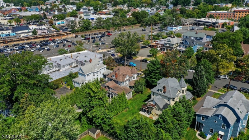 Westfield Town, New Jersey, 07090, United States, 5 Bedrooms Bedrooms, ,3 BathroomsBathrooms,Residential,For Sale,1941025