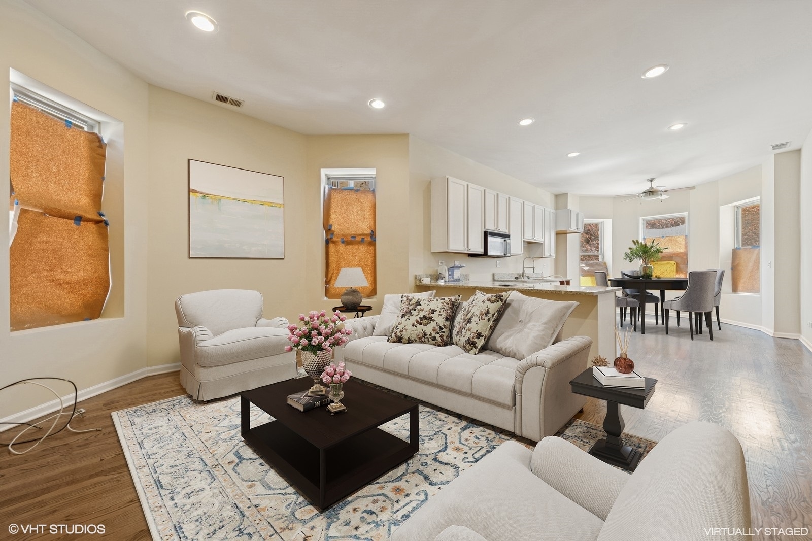 Chicago, Illinois, 60637, United States, 4 Bedrooms Bedrooms, ,3 BathroomsBathrooms,Residential,For Sale,1777528