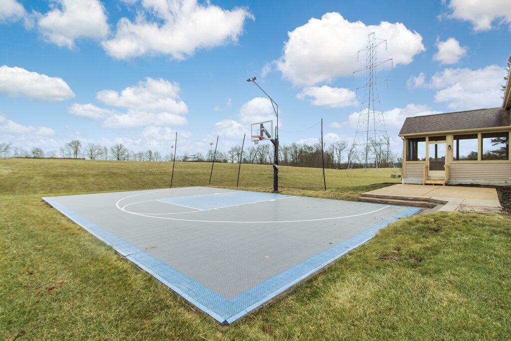 Lewis Center, Ohio, 43035, United States, 5 Bedrooms Bedrooms, ,3 BathroomsBathrooms,Residential,For Sale,2010957