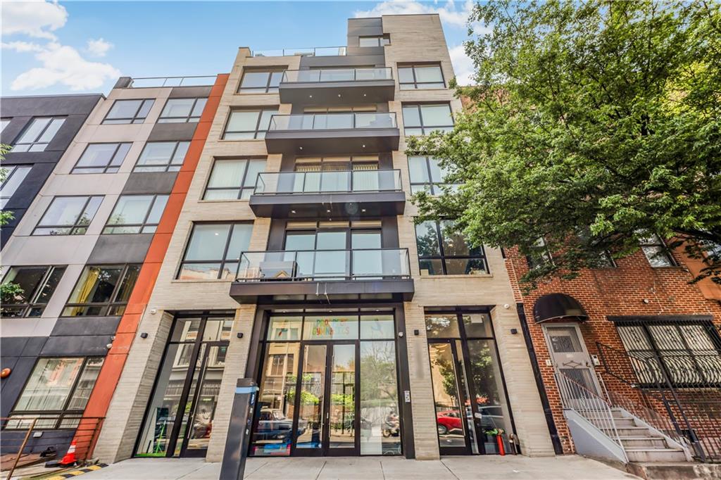 Brooklyn, New York, 11216, United States, 2 Bedrooms Bedrooms, ,2 BathroomsBathrooms,Residential,For Sale,1885405