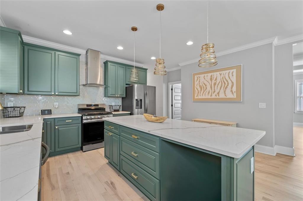 Atlanta, Georgia, 30310, United States, 4 Bedrooms Bedrooms, ,3 BathroomsBathrooms,Residential,For Sale,1987729