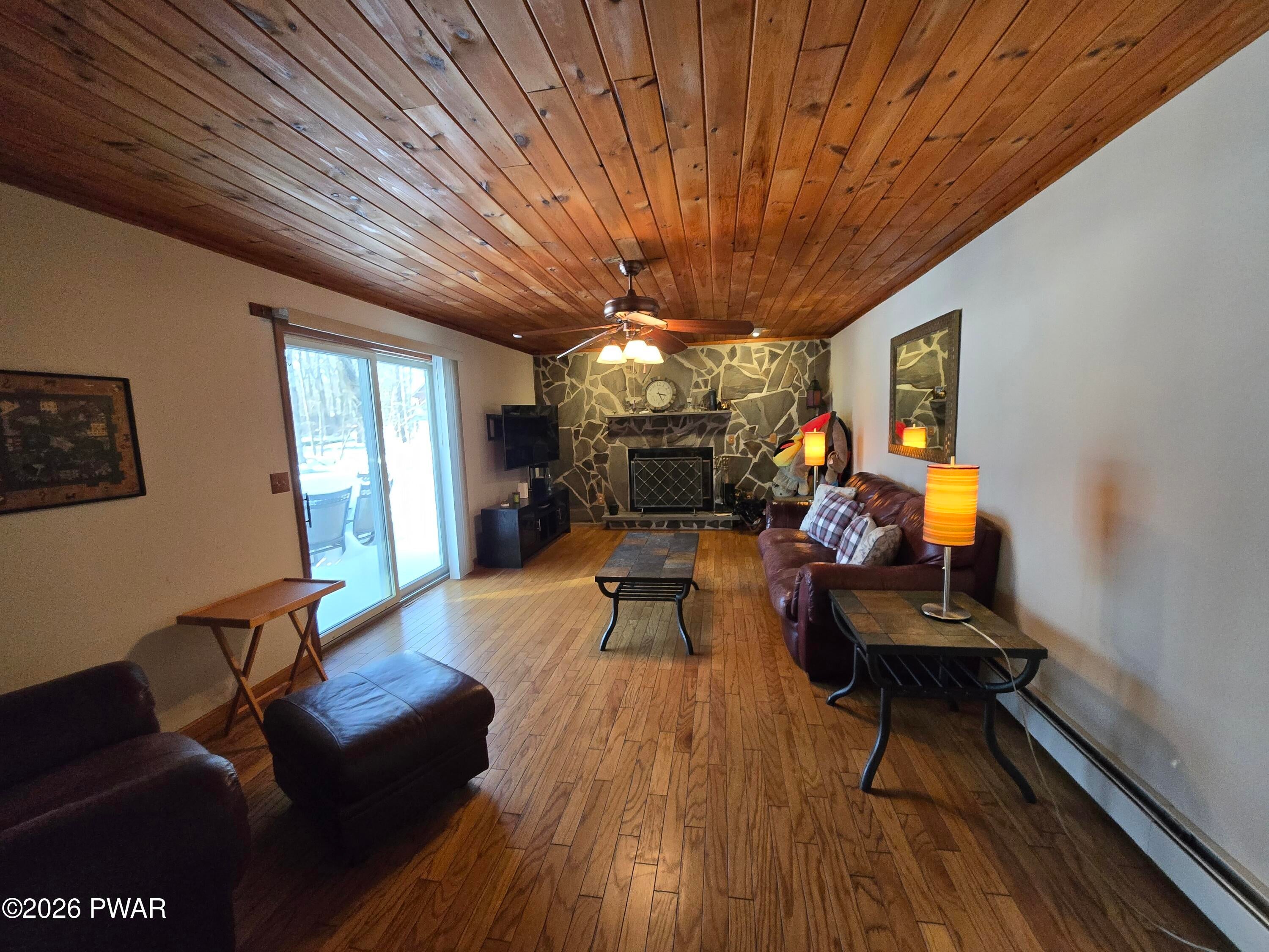 Lords Valley, Pennsylvania, 18428, United States, 4 Bedrooms Bedrooms, ,3 BathroomsBathrooms,Residential,For Sale,2020252