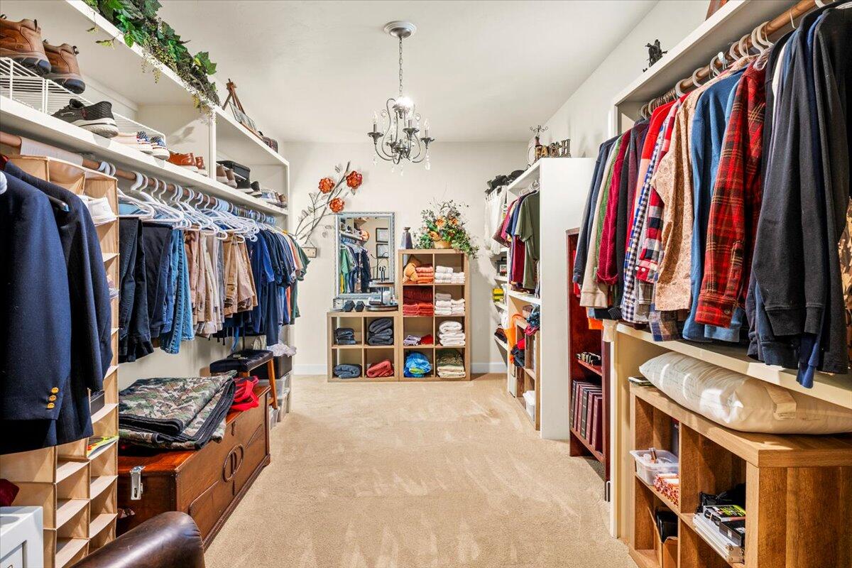 Bend, Oregon, 97703, United States, 3 Bedrooms Bedrooms, ,2 BathroomsBathrooms,Residential,For Sale,2005740