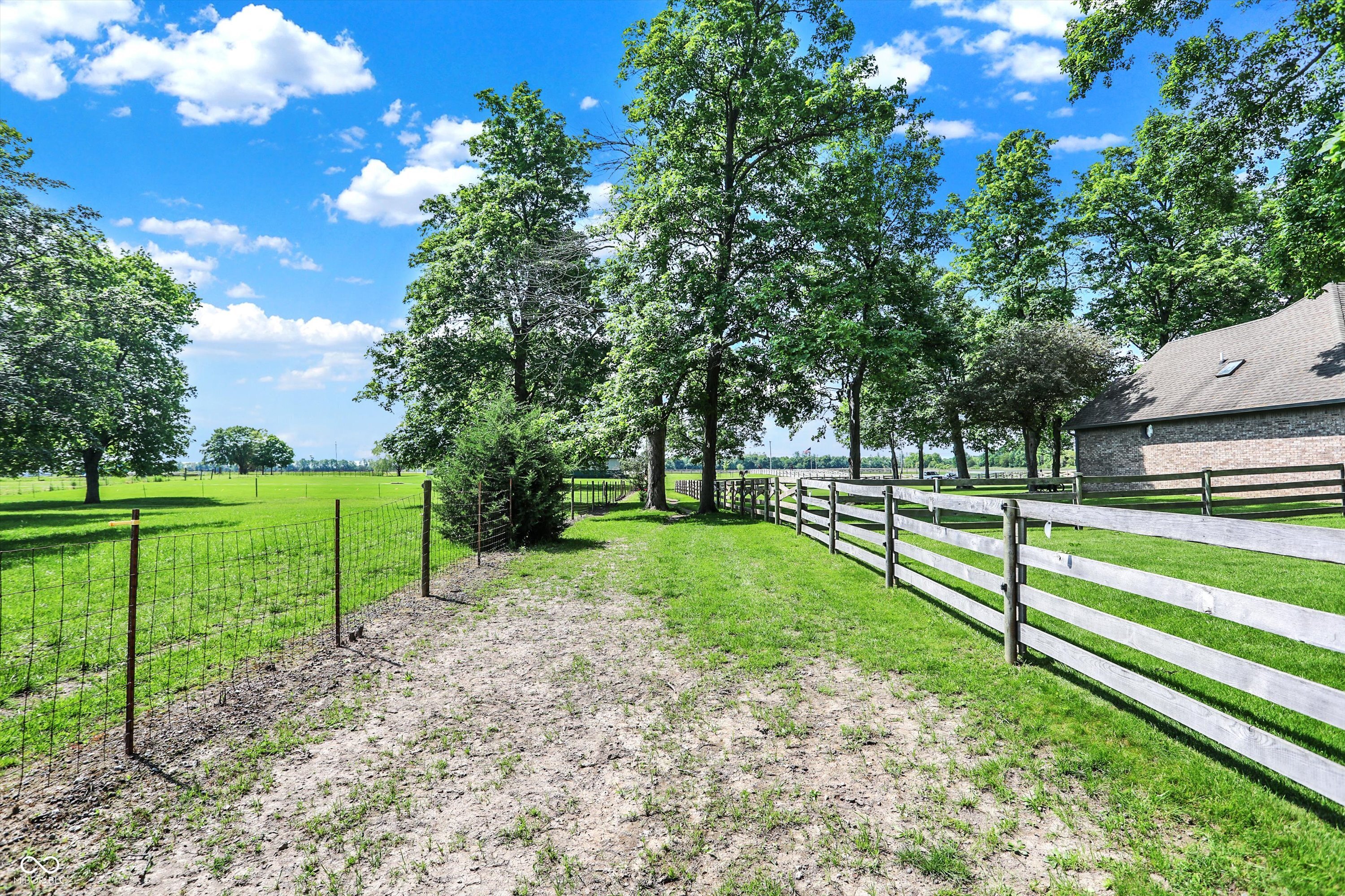 Charlottesville, Indiana, 46117, United States, 3 Bedrooms Bedrooms, ,3 BathroomsBathrooms,Residential,For Sale,2015328