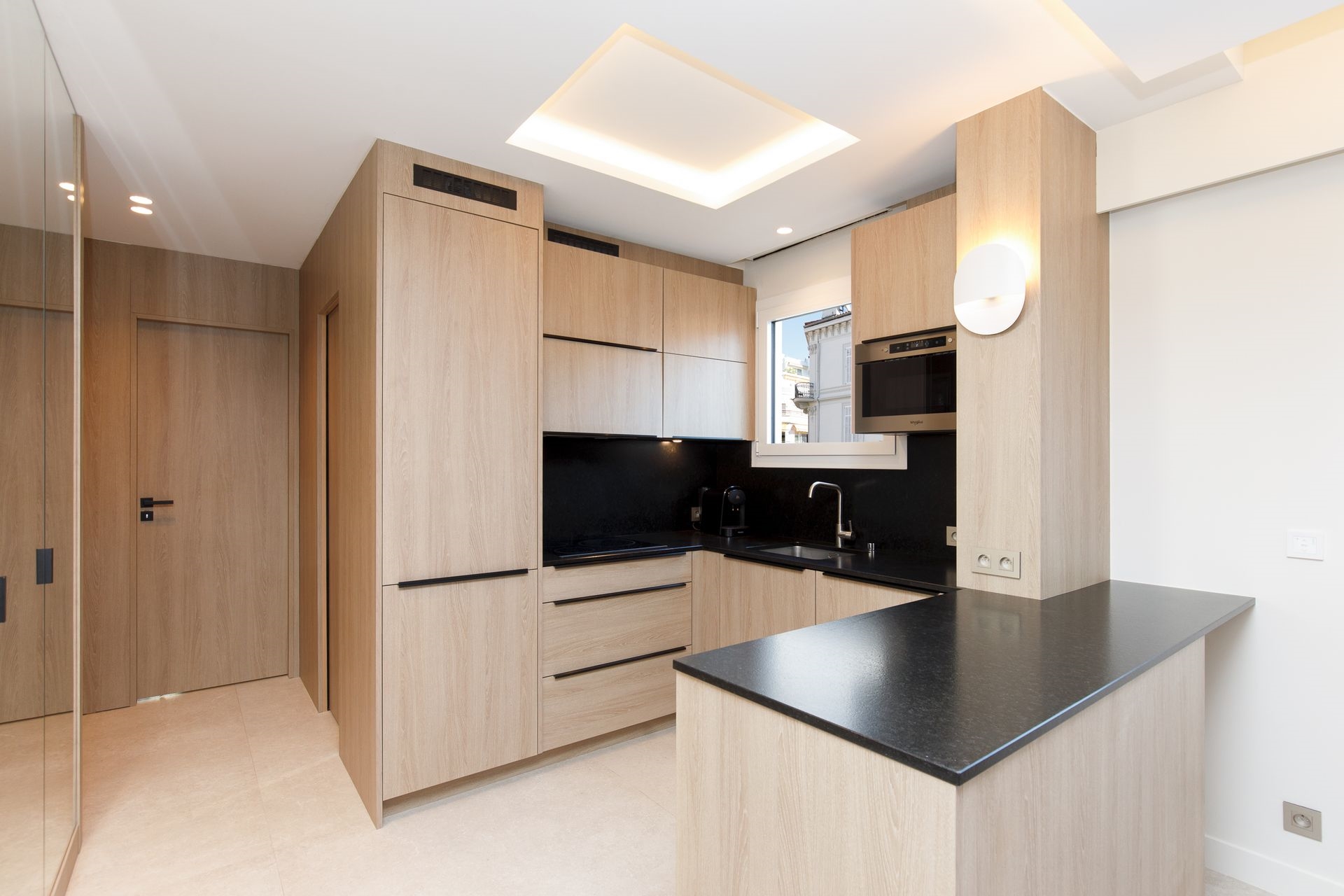  Cannes city centre, renovated 2-bedroom apartment ideal for rental investment - 物件實景