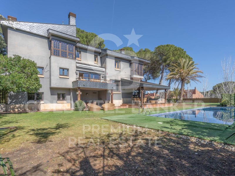 Sant Cugat del Vallès, Catalonia, ES, 6 Bedrooms Bedrooms, ,8 BathroomsBathrooms,Residential,For Sale,1627938