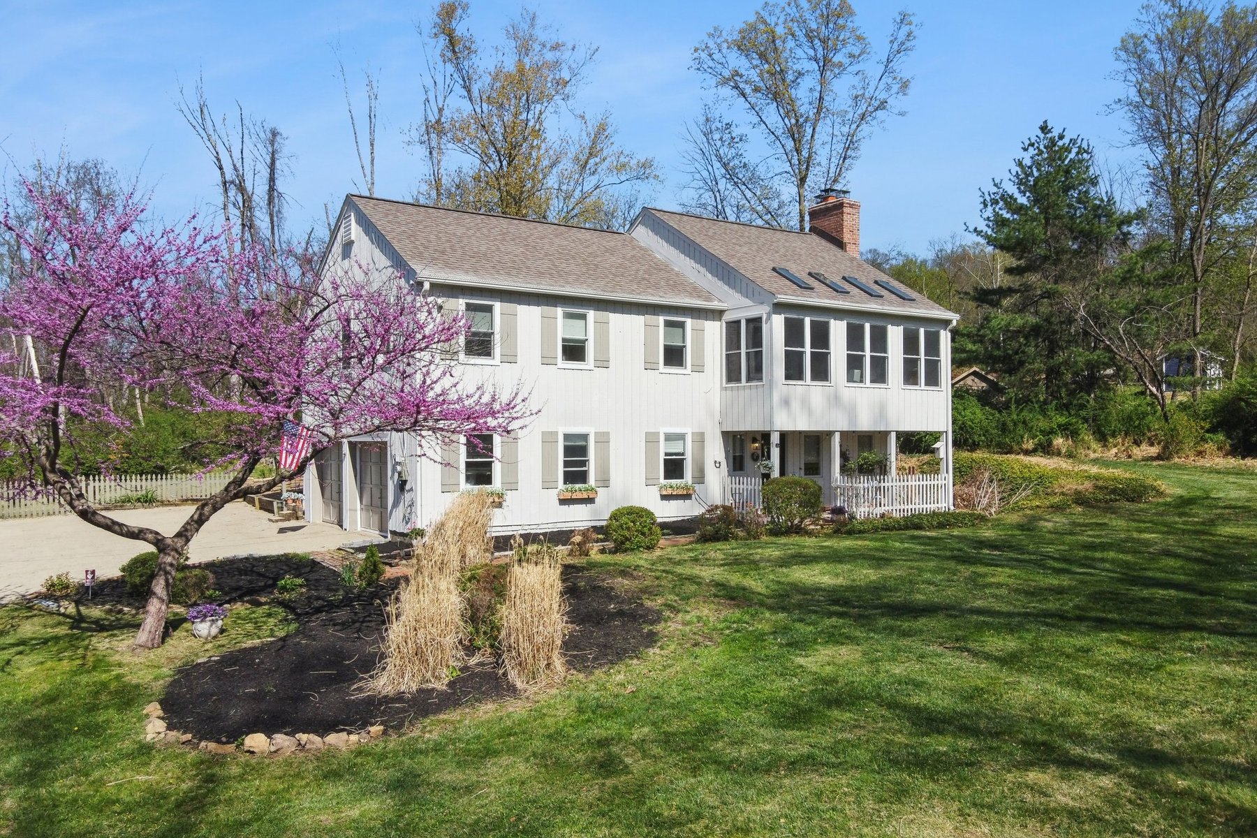  Modern Farmhouse with Picturesque Valley Views - 物件實景