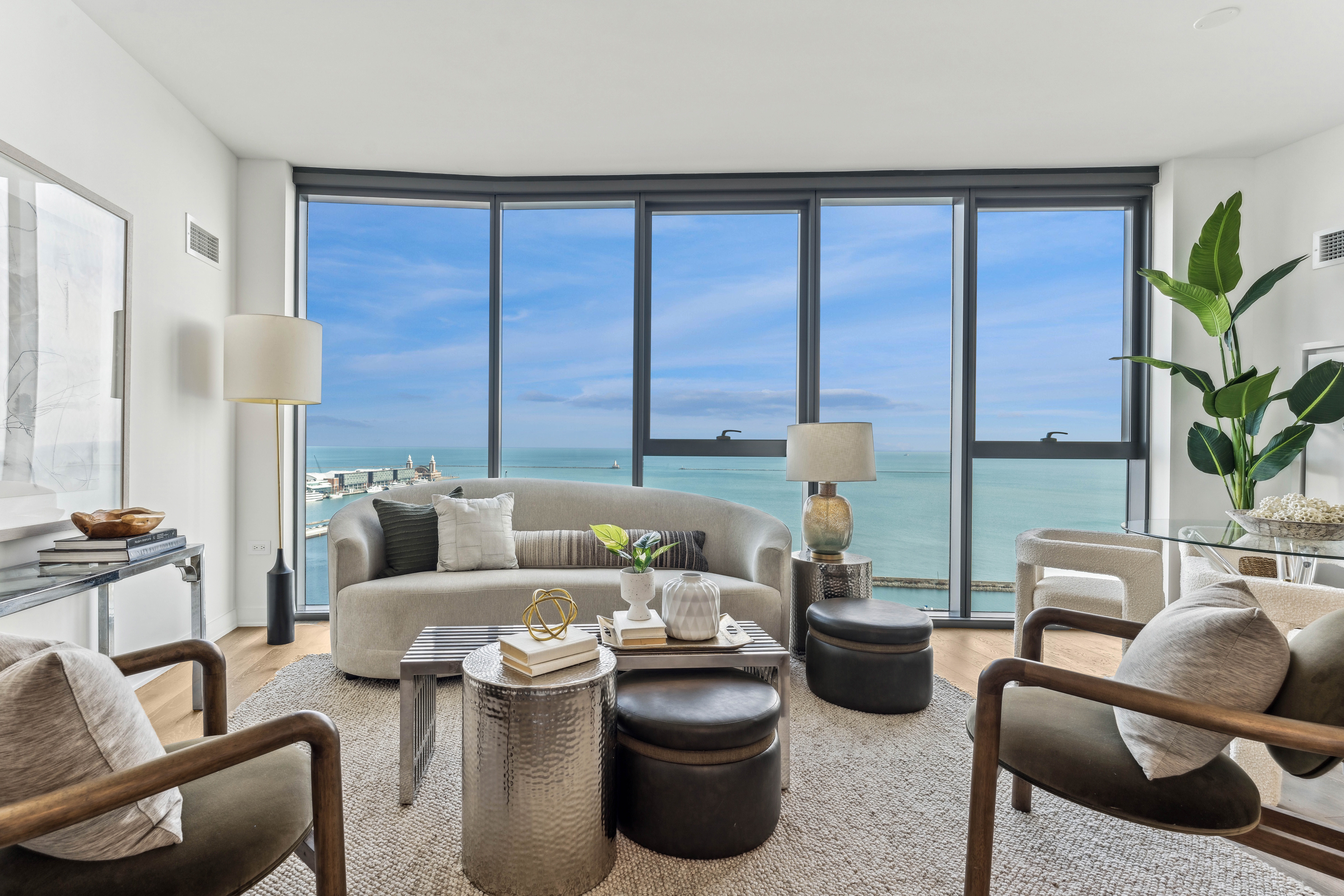  Experience Luxury Resort-style Lakefront Living at Cirrus - 物件實景