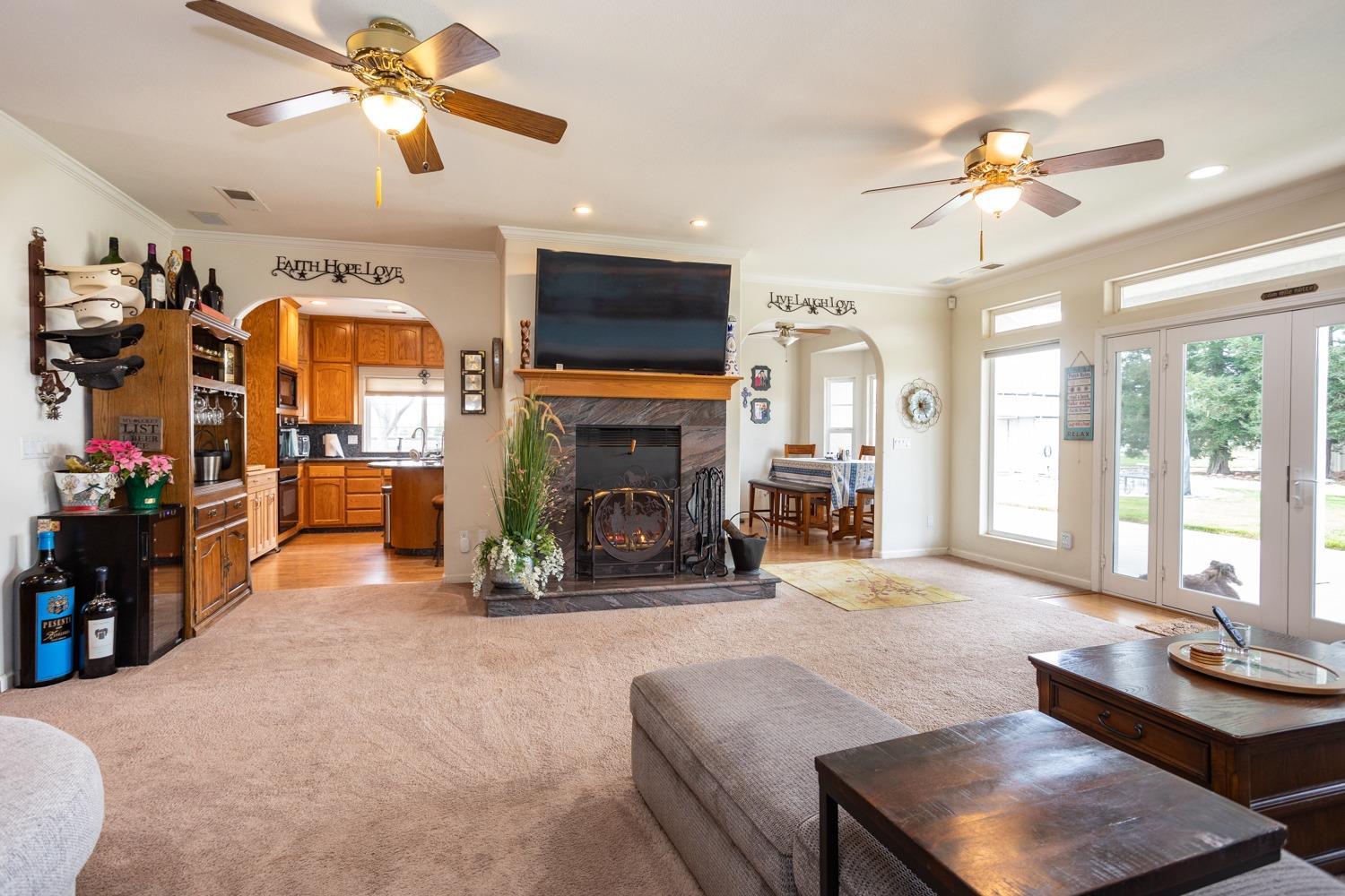 Delhi, California, 95315, United States, 3 Bedrooms Bedrooms, ,4 BathroomsBathrooms,Residential,For Sale,1975703