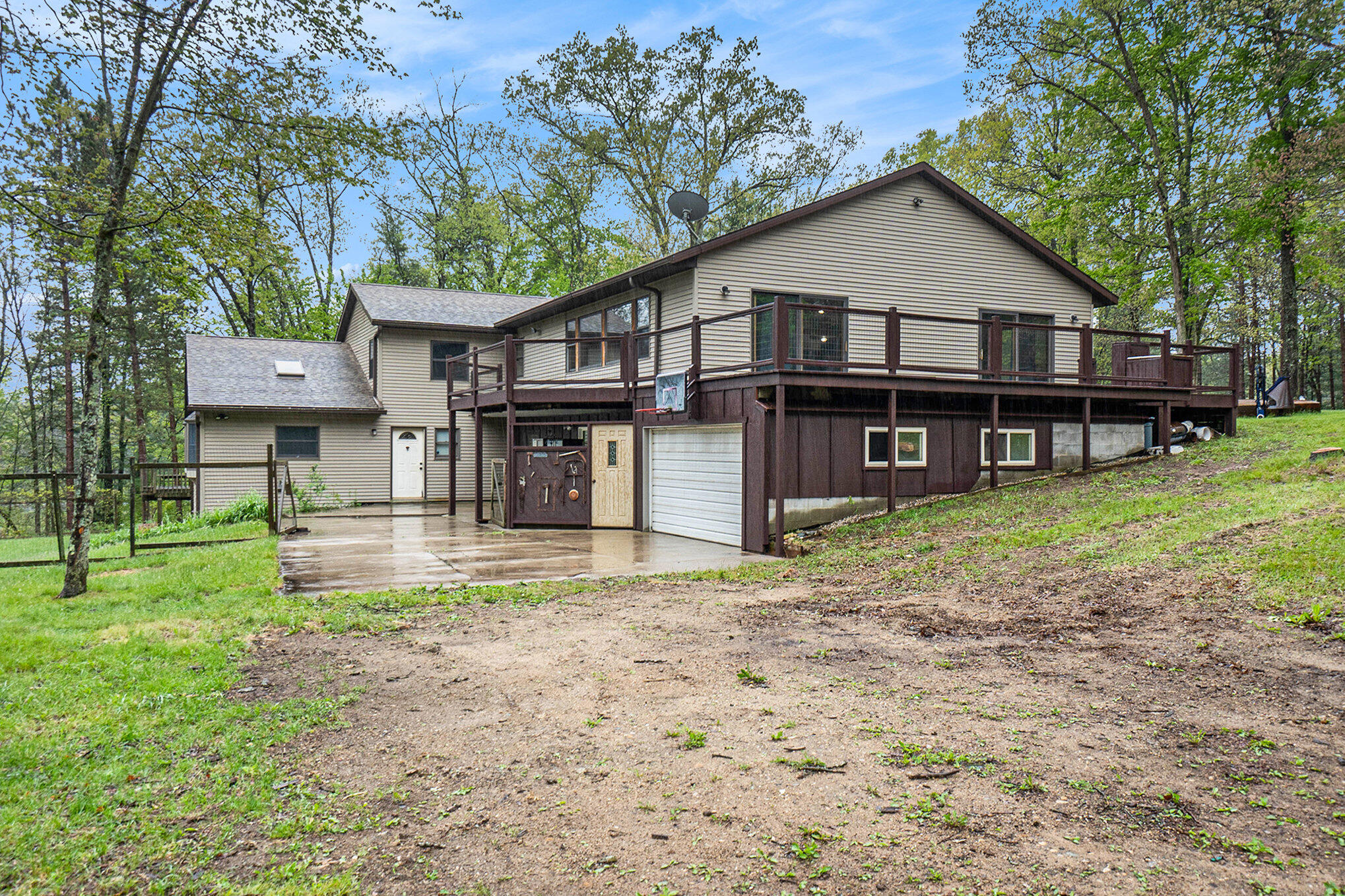White Cloud, Michigan, 49349, United States, 5 Bedrooms Bedrooms, ,4 BathroomsBathrooms,Residential,For Sale,1807044