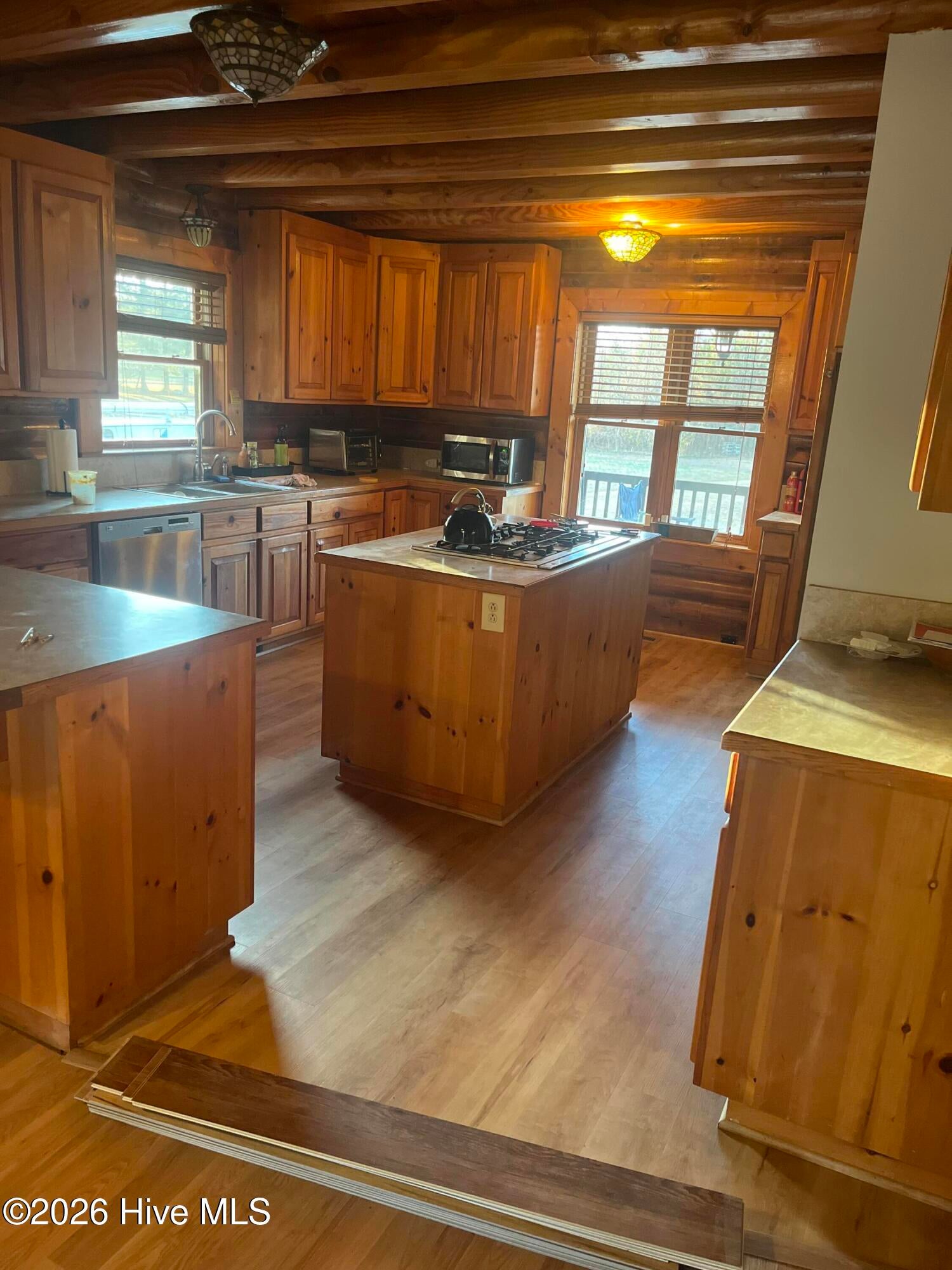 Washington, North Carolina, 27889, United States, 3 Bedrooms Bedrooms, ,3 BathroomsBathrooms,Residential,For Sale,2049044