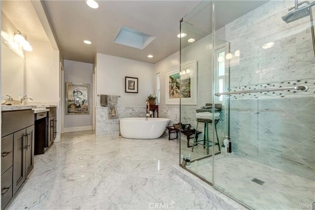 Newport Beach, California, 92660, United States, 4 Bedrooms Bedrooms, ,4 BathroomsBathrooms,Residential,For Sale,1759527