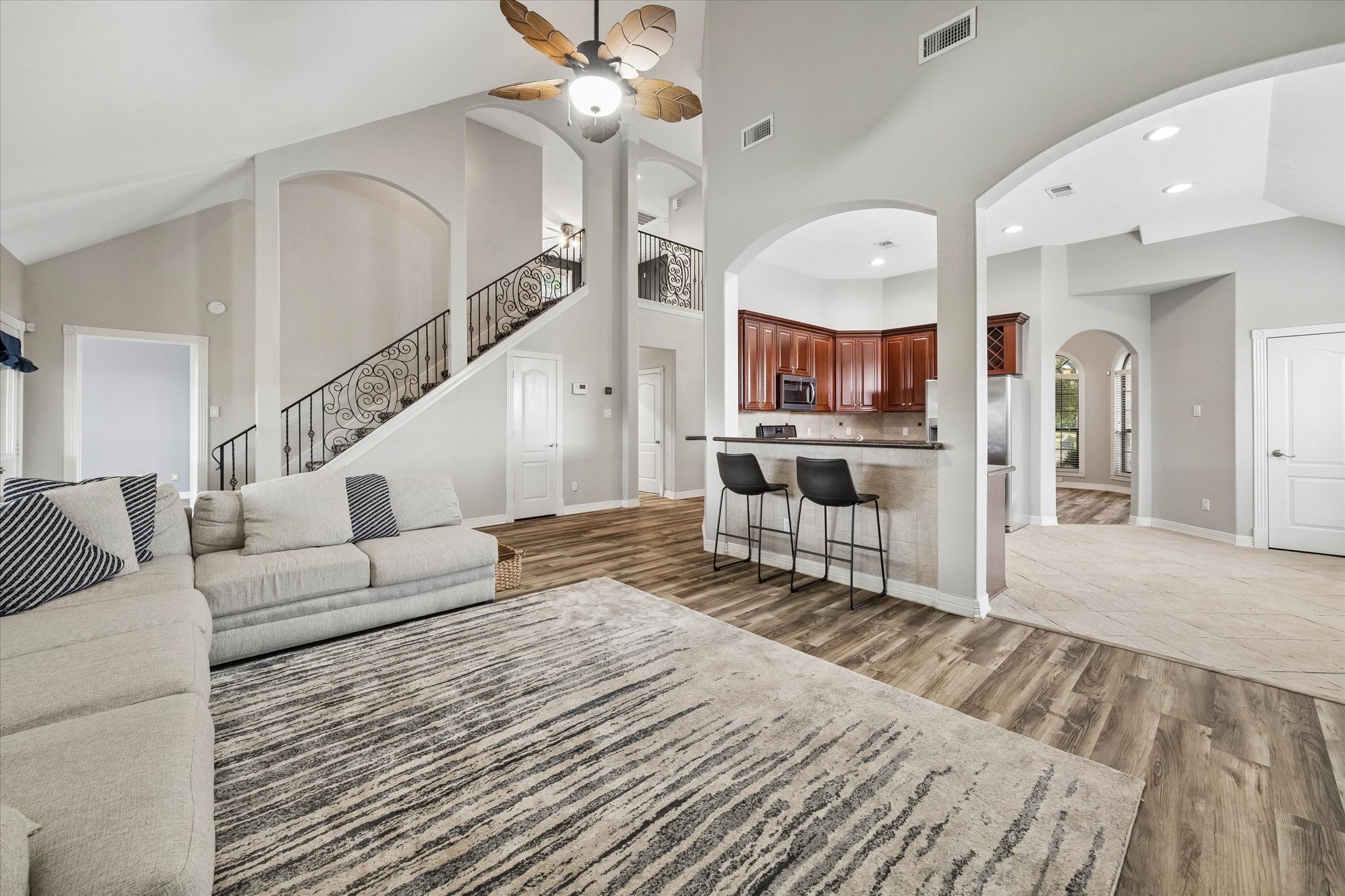  16542 Crossfield Drive - 物件實景