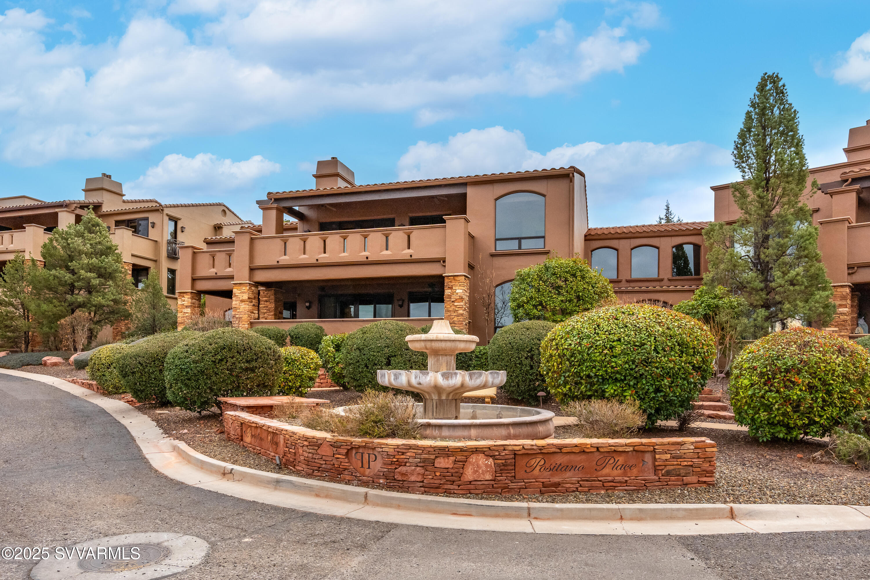 Sedona, Arizona, 86336, United States, 2 Bedrooms Bedrooms, ,2 BathroomsBathrooms,Residential,For Sale,1713123