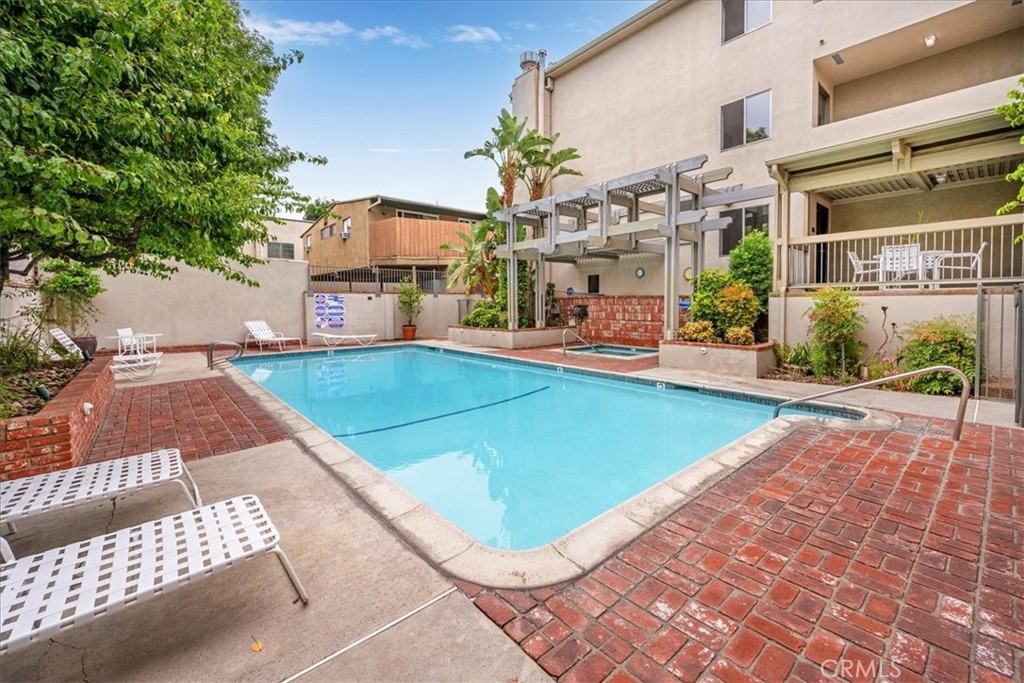 Pasadena, California, 91106, United States, 1 Bedroom Bedrooms, ,1 BathroomBathrooms,Residential,For Sale,1931257