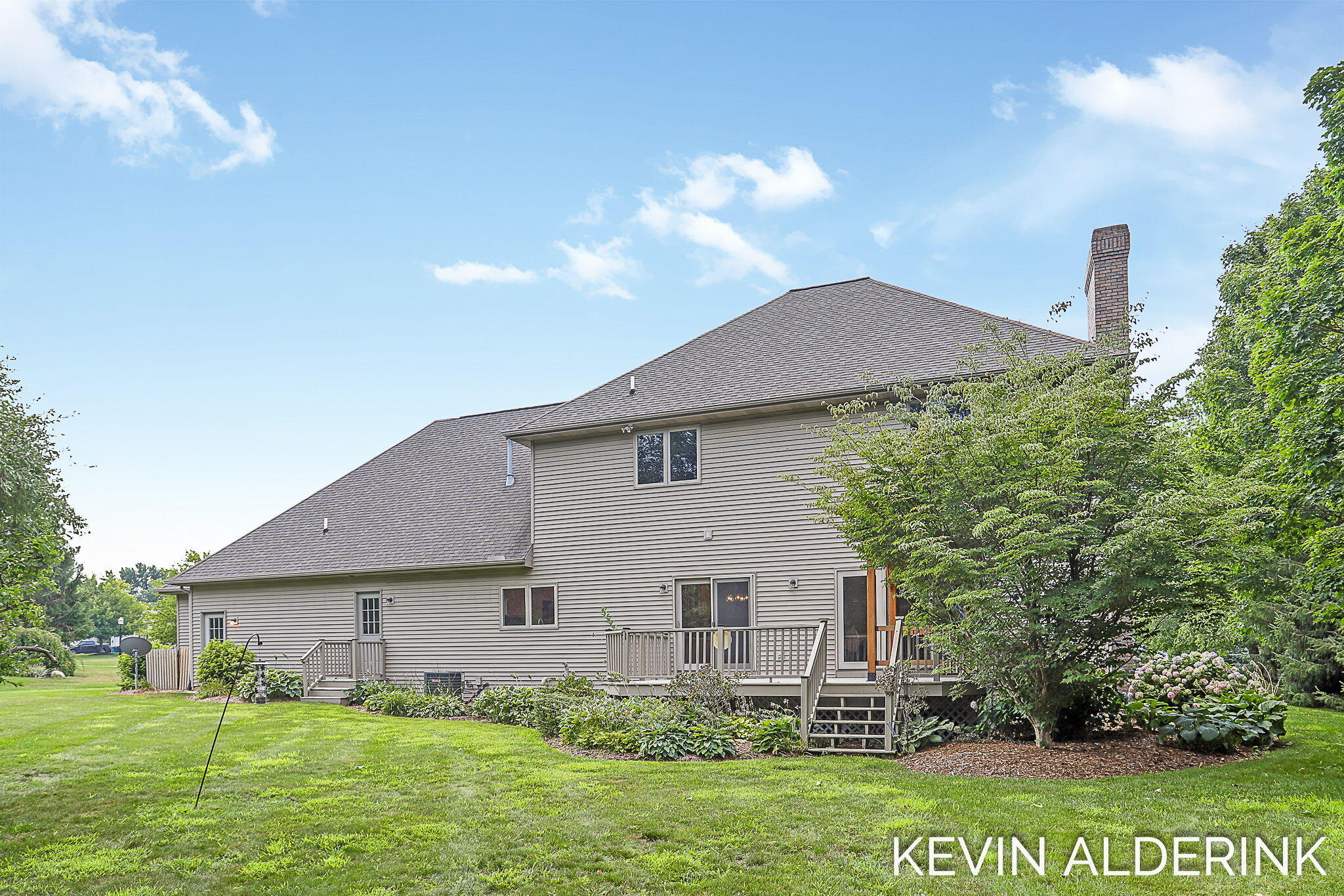Holland, Michigan, 49423, United States, 5 Bedrooms Bedrooms, ,6 BathroomsBathrooms,Residential,For Sale,1908237