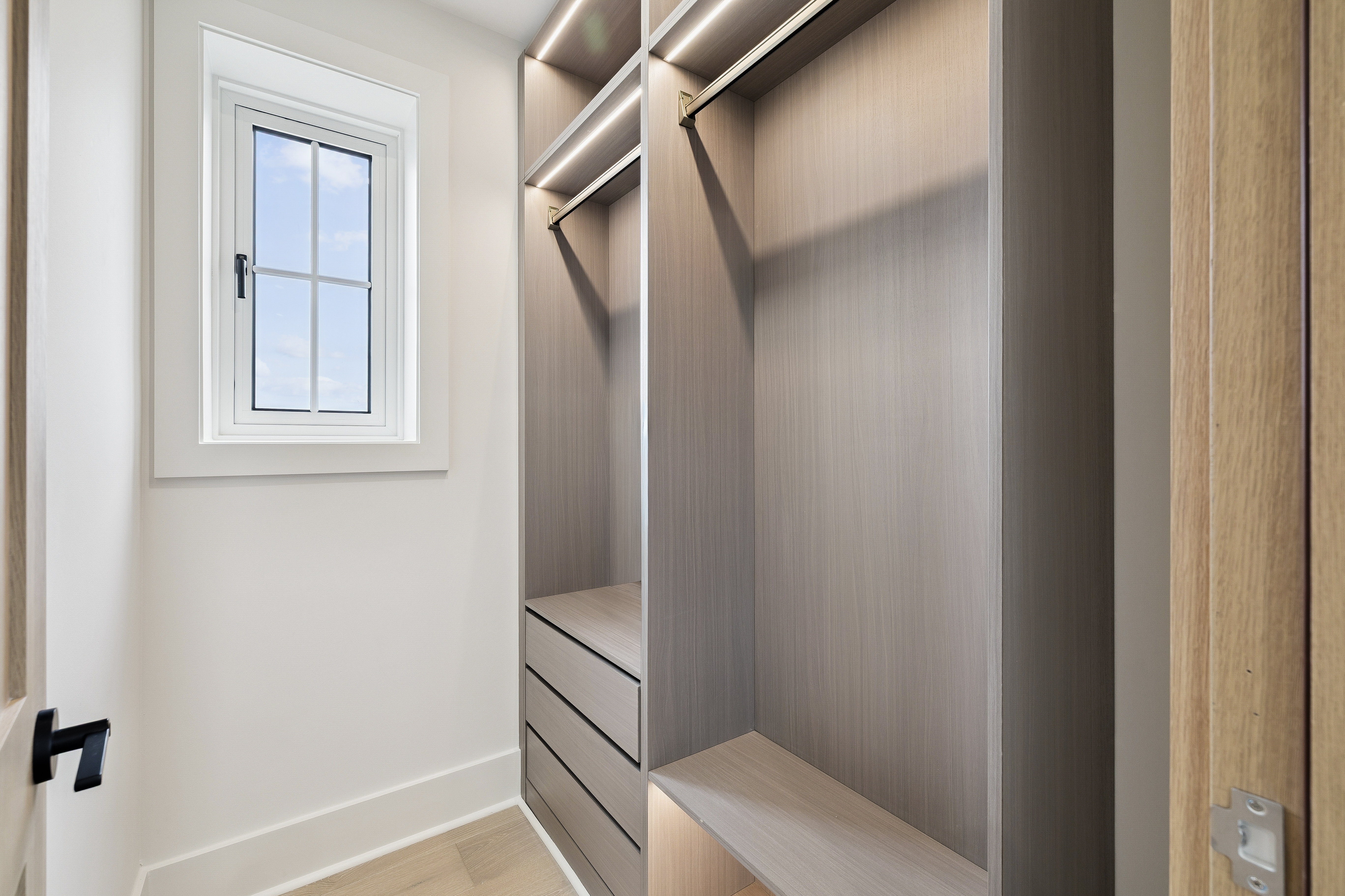 Stunning New Construction with Gulf Views, Courtyard Pool & Designer Finishes - 物件實景