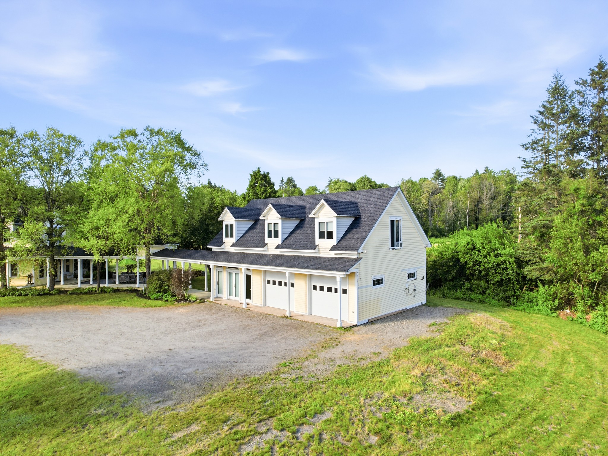  884 Darling Hill Road - 物件實景
