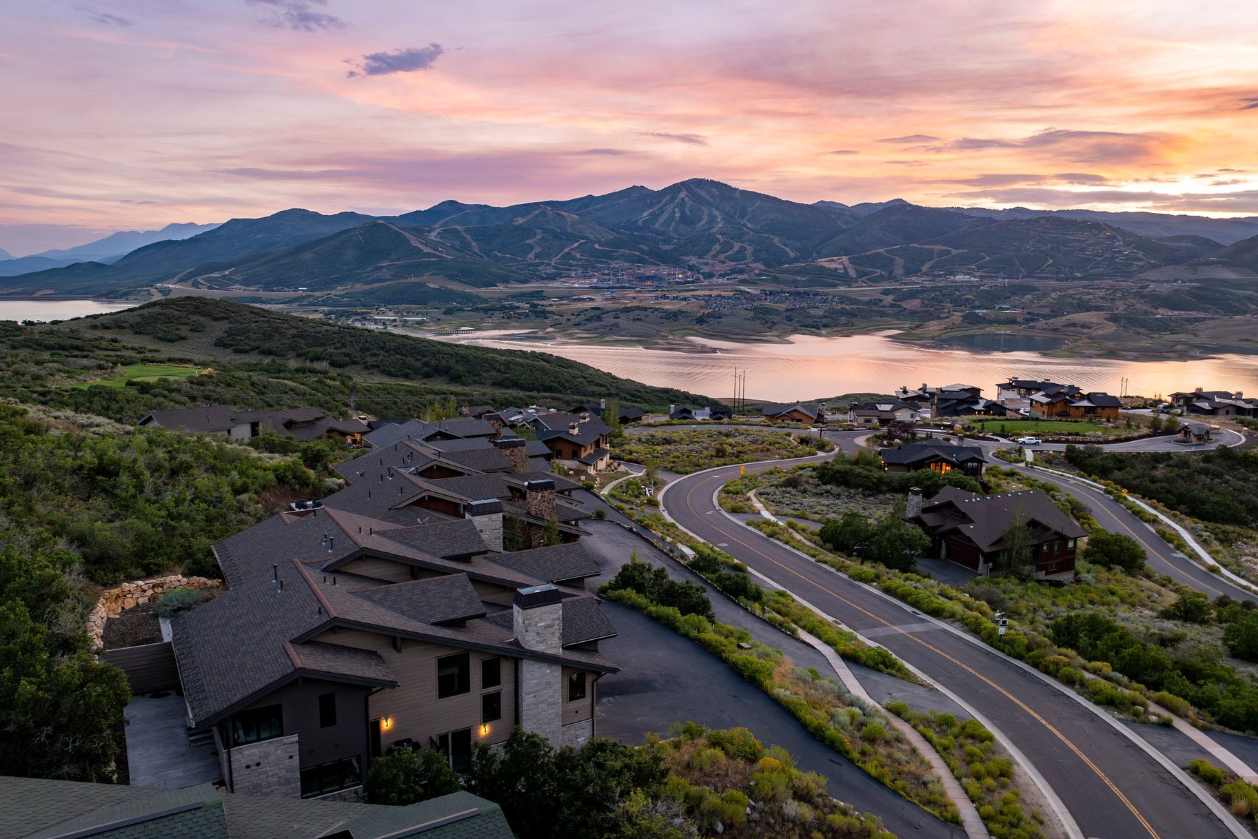 Contemporary Mountain Living with Panoramic Jordanelle & Deer Valley Views - 物件實景
