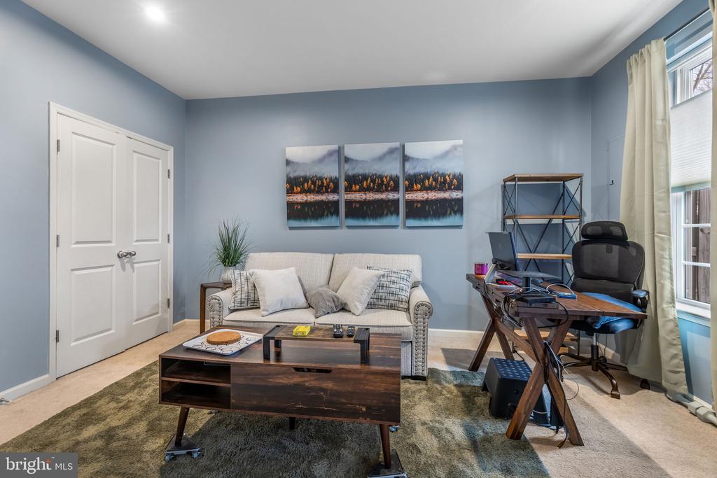 Woodbridge, Virginia, 22191, United States, 4 Bedrooms Bedrooms, ,4 BathroomsBathrooms,Residential,For Sale,2007486