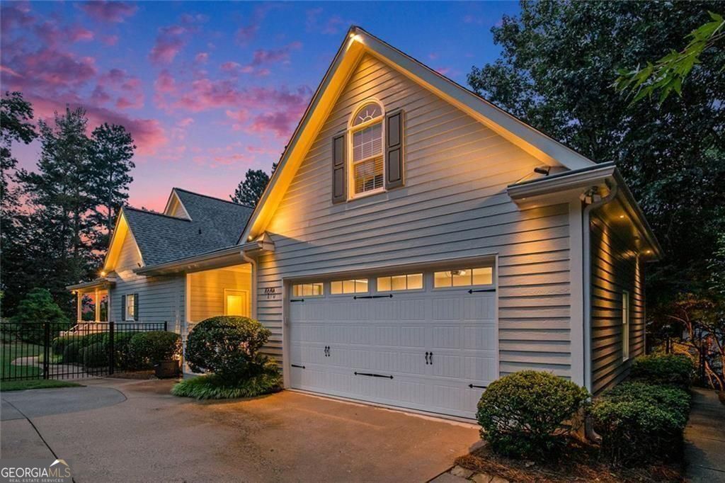 Cumming, Georgia, 30041, United States, 4 Bedrooms Bedrooms, ,4 BathroomsBathrooms,Residential,For Sale,1929935