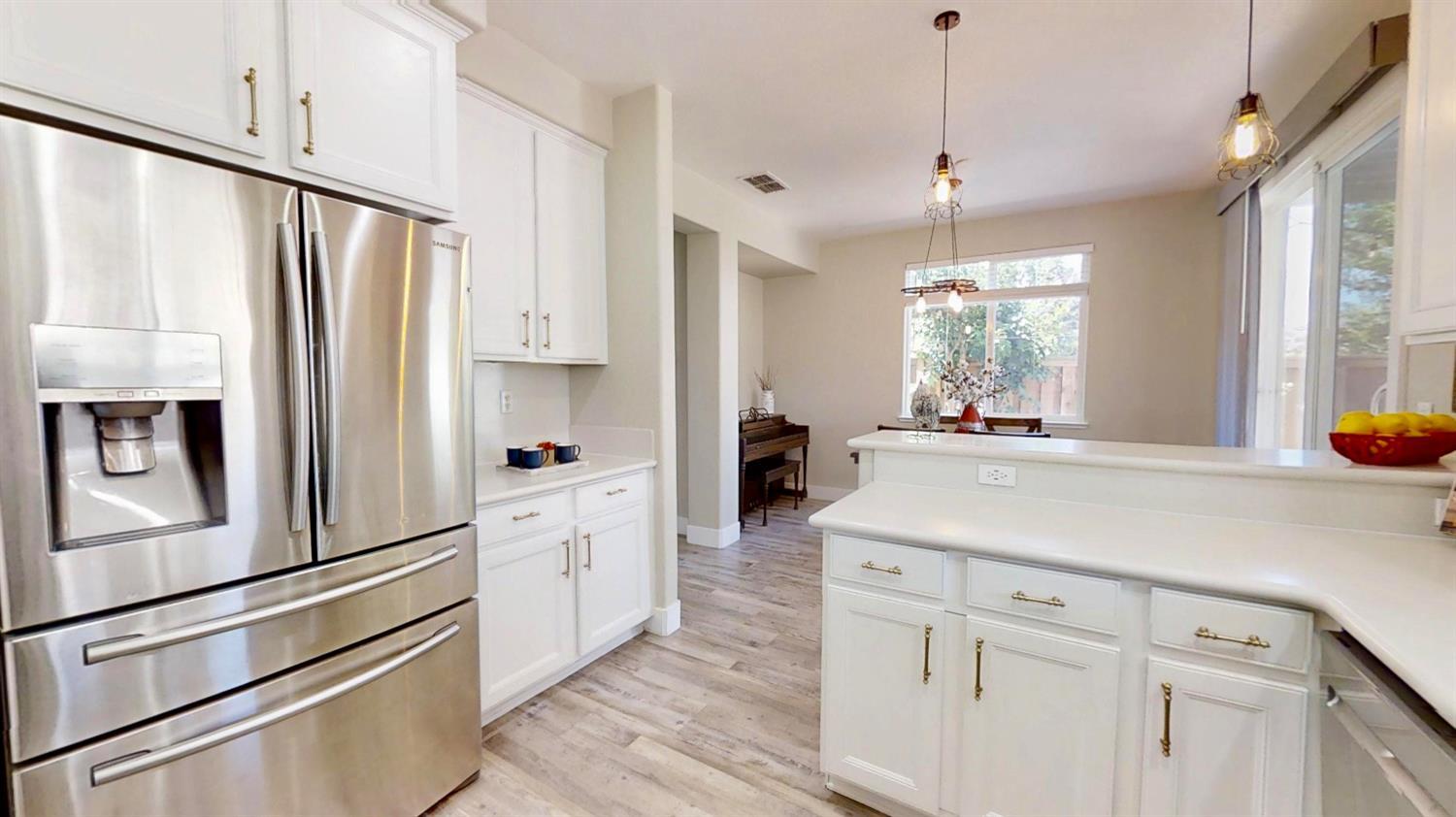 Sacramento, California, 95835, United States, 4 Bedrooms Bedrooms, ,3 BathroomsBathrooms,Residential,For Sale,1887993