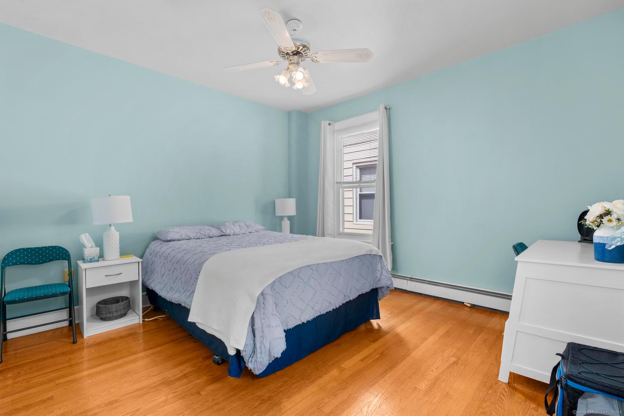 New Haven, Connecticut, 06511, United States, 5 Bedrooms Bedrooms, ,3 BathroomsBathrooms,Residential,For Sale,1930544