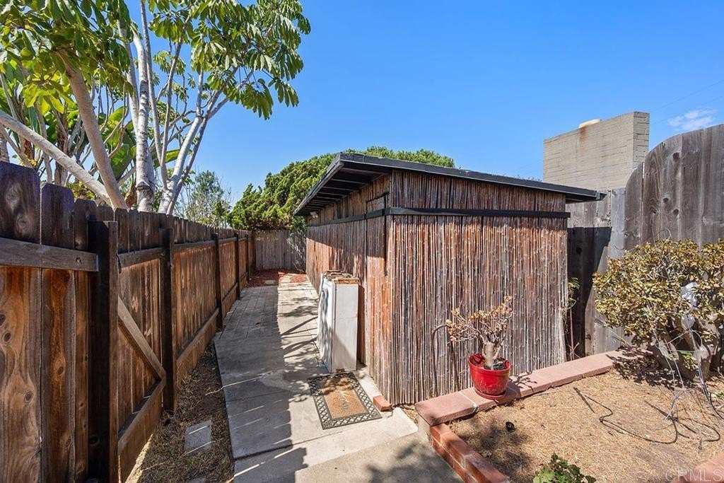Bonita, California, 91902, United States, ,Residential,For Sale,1941001