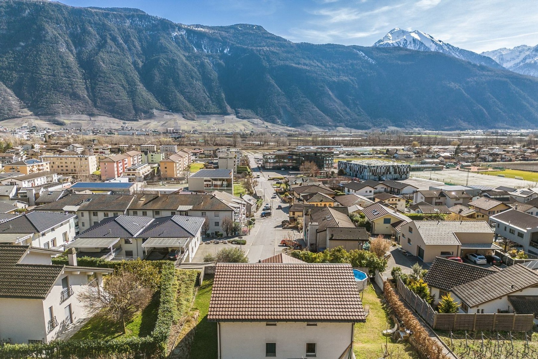  Property in dominant position, quiet and sunny. - 物件實景