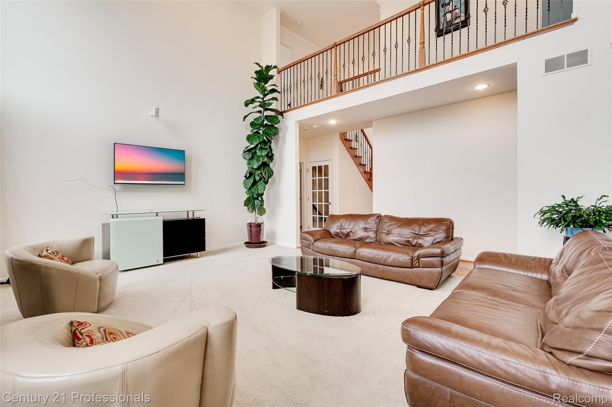 Novi, Michigan, 48374, United States, 4 Bedrooms Bedrooms, ,5 BathroomsBathrooms,Residential,For Sale,1904445